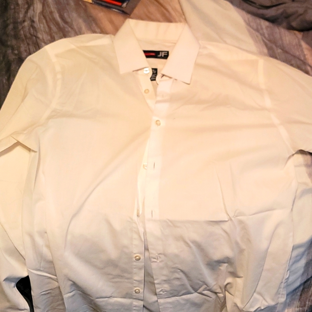 J Ferrar Men's White Dress Shirt M